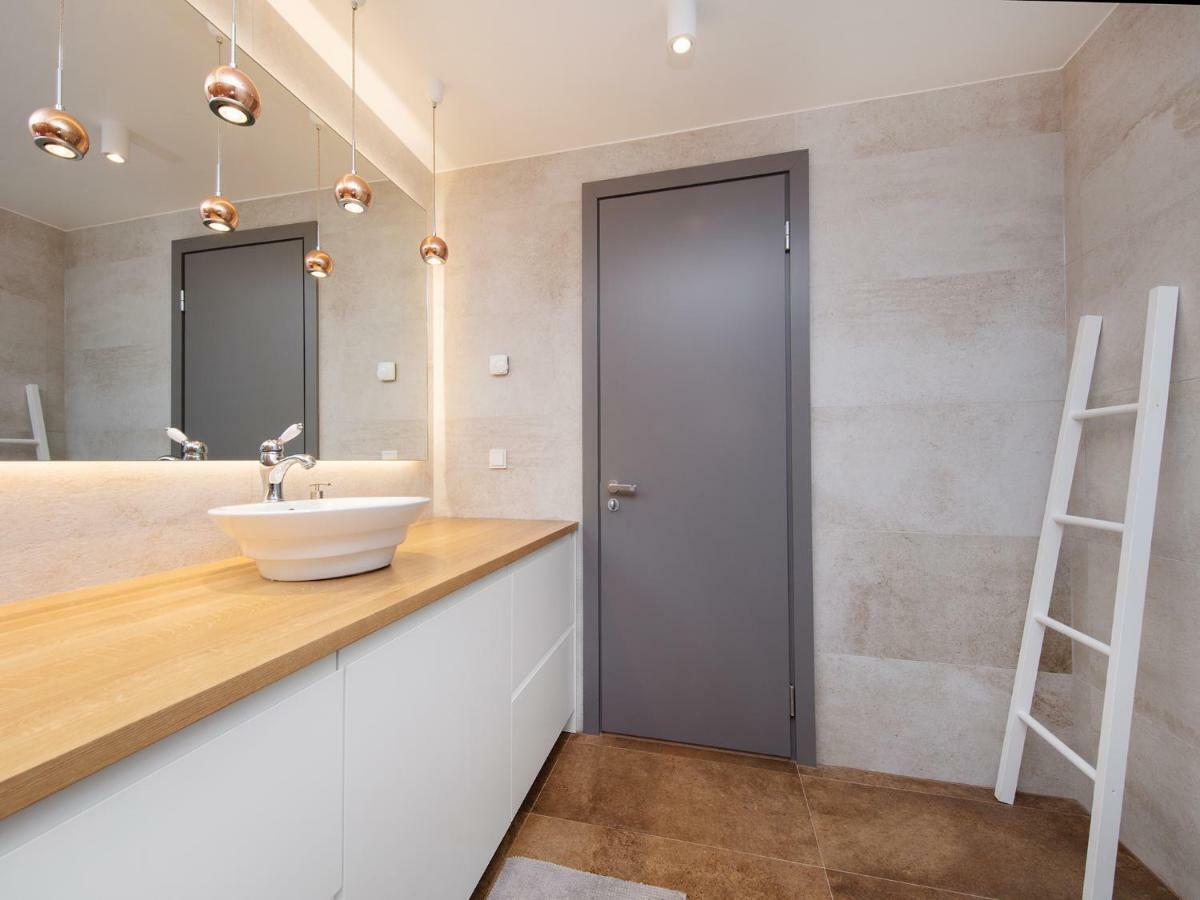 One Apartments Parnu Luaran gambar
