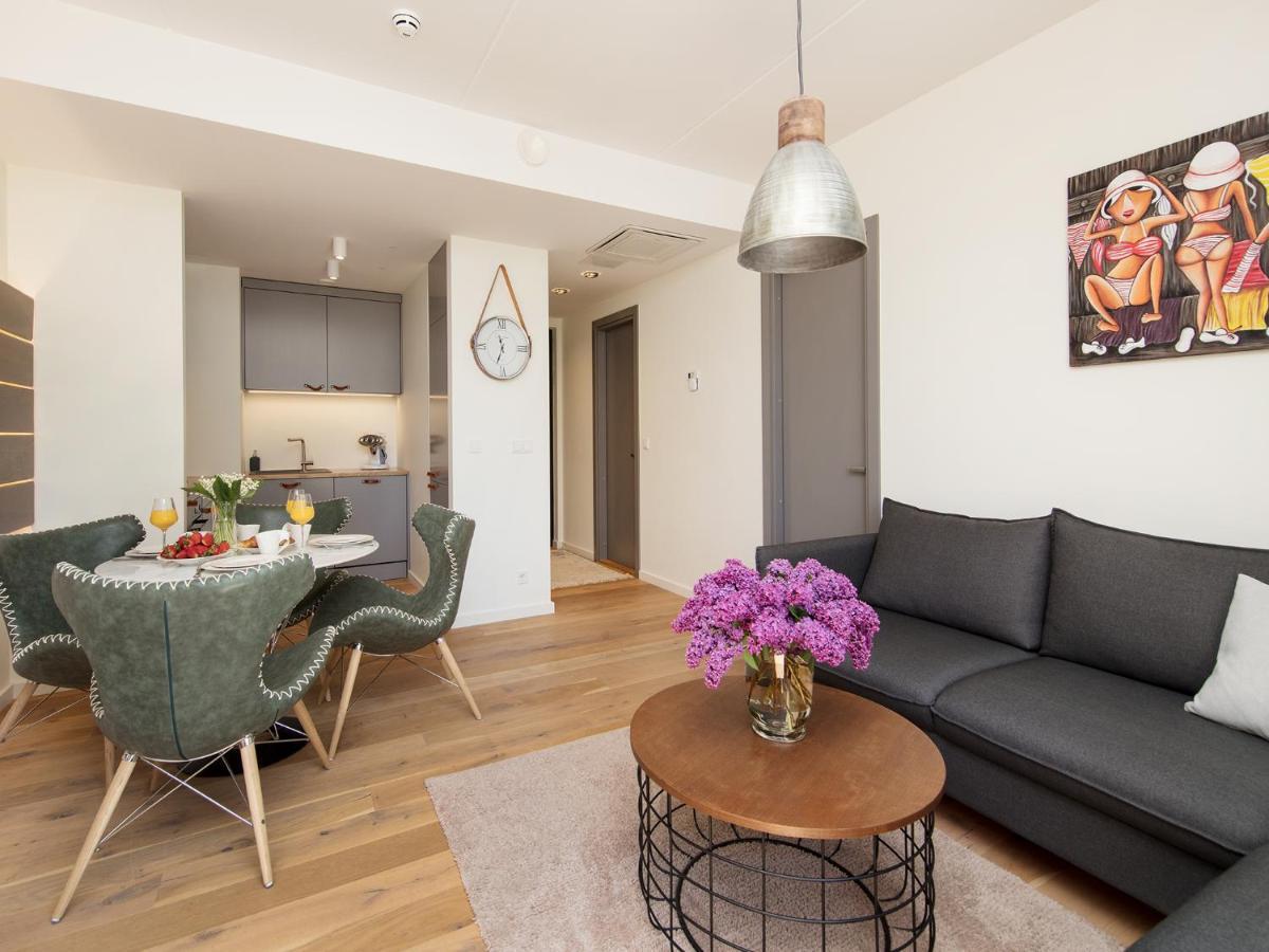 One Apartments Parnu Luaran gambar